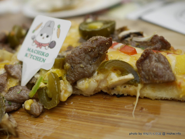 ㄇㄚˊ幾兔 主題餐廳:【食記】新北ㄇㄚˊ幾兔主題餐廳-麻吉兔廚房 Machico Kitchen@板橋大遠百&板橋車站 : 只推義大利麵, 份量多些會更好