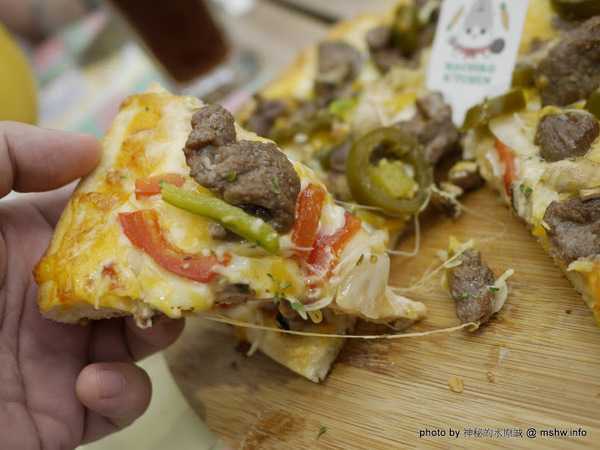 ㄇㄚˊ幾兔 主題餐廳:【食記】新北ㄇㄚˊ幾兔主題餐廳-麻吉兔廚房 Machico Kitchen@板橋大遠百&板橋車站 : 只推義大利麵, 份量多些會更好