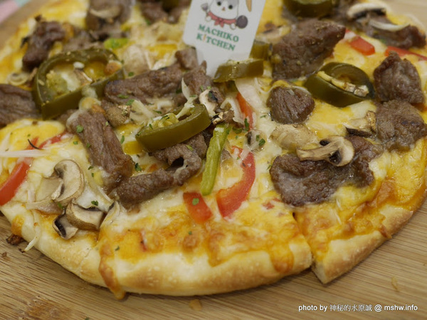 ㄇㄚˊ幾兔 主題餐廳:【食記】新北ㄇㄚˊ幾兔主題餐廳-麻吉兔廚房 Machico Kitchen@板橋大遠百&板橋車站 : 只推義大利麵, 份量多些會更好