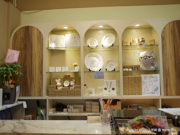 ㄇㄚˊ幾兔 主題餐廳:【食記】新北ㄇㄚˊ幾兔主題餐廳-麻吉兔廚房 Machico Kitchen@板橋大遠百&板橋車站 : 只推義大利麵, 份量多些會更好