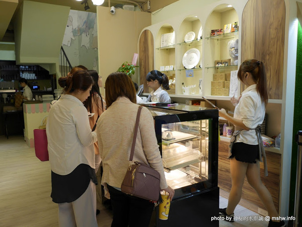 ㄇㄚˊ幾兔 主題餐廳:【食記】新北ㄇㄚˊ幾兔主題餐廳-麻吉兔廚房 Machico Kitchen@板橋大遠百&板橋車站 : 只推義大利麵, 份量多些會更好