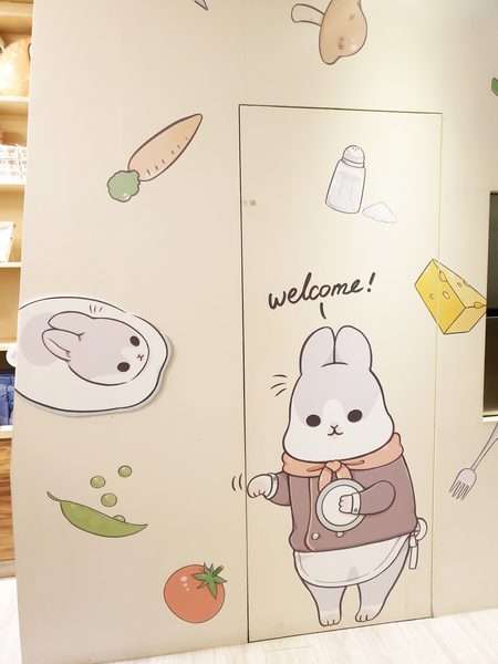 ㄇㄚˊ幾兔 主題餐廳：♪板橋站。ㄇㄚˊ幾兔 主題餐廳♬ LINE人氣貼圖化身美味幾蛋糕(文內附菜單)