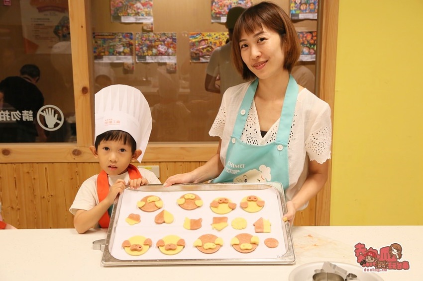 【台南景點】台南最大最好玩的親子餐廳,大人小孩放風整天的好去處:奇美食品幸福工廠 - 熱血玩台南。跳躍新世界