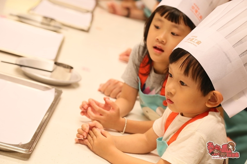 【台南景點】台南最大最好玩的親子餐廳,大人小孩放風整天的好去處:奇美食品幸福工廠 - 熱血玩台南。跳躍新世界