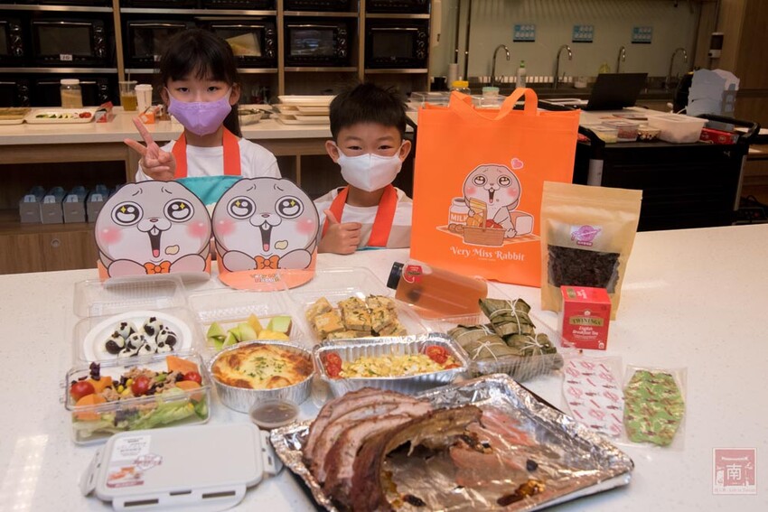 【臺南景點】2023年最Q聯名來了，跟著好想兔一起親子DIY手作野餐趣，加碼贈送好想兔週邊商品~奇美食品幸福工廠 - 南人幫