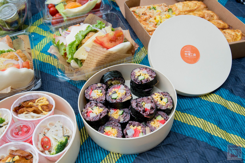 【臺南景點】一起做便當幸福野餐去｜超人氣親子野餐趣｜自己DIY場次限定｜大甲芋頭生吐司正式推出｜親子景點互動遊戲~~奇美食品幸福工廠 - 南人幫