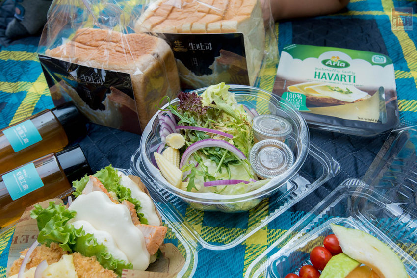 【臺南景點】一起做便當幸福野餐去｜超人氣親子野餐趣｜自己DIY場次限定｜大甲芋頭生吐司正式推出｜親子景點互動遊戲~~奇美食品幸福工廠 - 南人幫