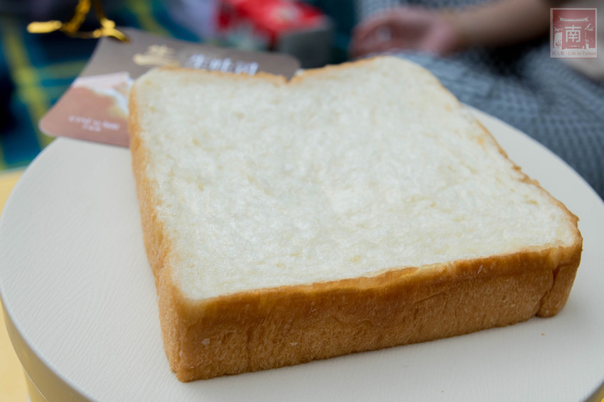 【臺南景點】一起做便當幸福野餐去｜超人氣親子野餐趣｜自己DIY場次限定｜大甲芋頭生吐司正式推出｜親子景點互動遊戲~~奇美食品幸福工廠 - 南人幫
