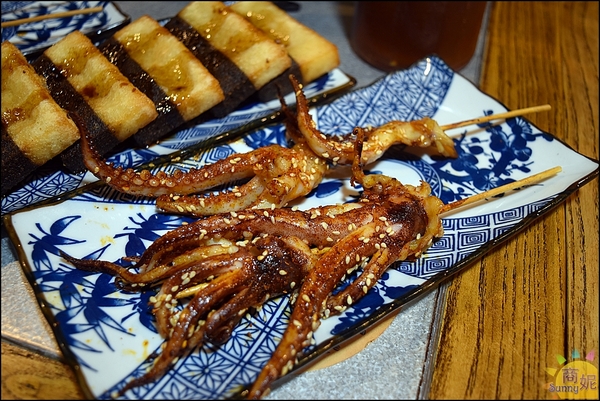 探魚：台中最文藝烤魚餐廳。探魚。大陸連鎖品牌在台唯一分店。份量多用料紮實CP值比較高@商妮吃喝遊樂