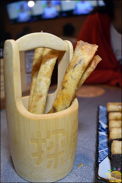 探魚：台中最文藝烤魚餐廳。探魚。大陸連鎖品牌在台唯一分店。份量多用料紮實CP值比較高@商妮吃喝遊樂