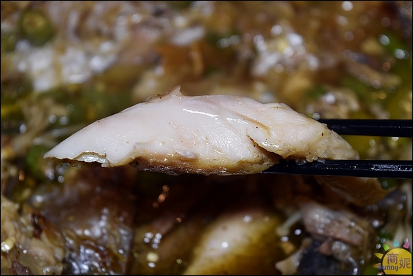 探魚：台中最文藝烤魚餐廳。探魚。大陸連鎖品牌在台唯一分店。份量多用料紮實CP值比較高@商妮吃喝遊樂