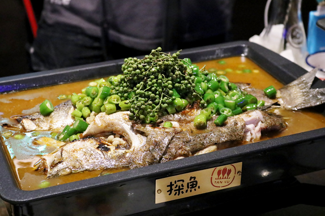 IMG_6884.jpg IMG_6884.jpg