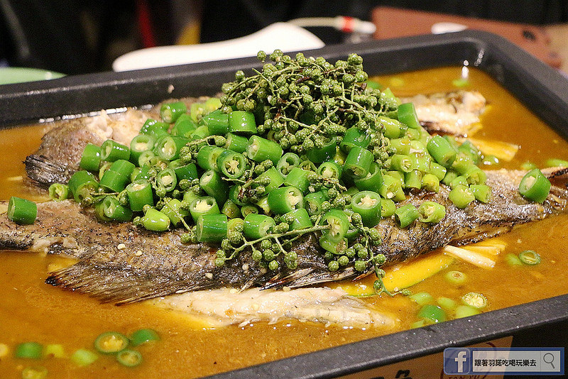 中國大陸人氣烤魚登台探魚台中公益店084