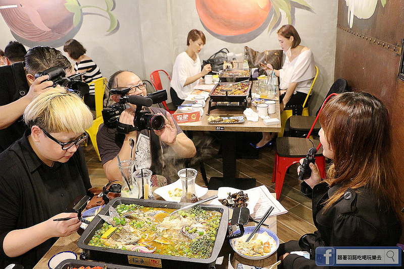 中國大陸人氣烤魚登台探魚台中公益店198