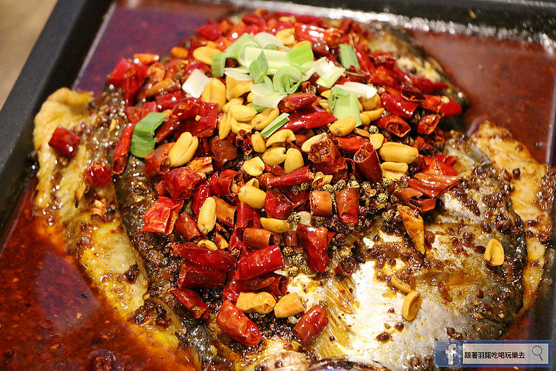 中國大陸人氣烤魚登台探魚台中公益店164