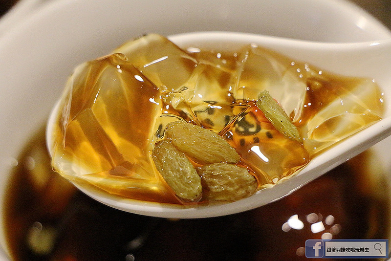 中國大陸人氣烤魚登台探魚台中公益店205