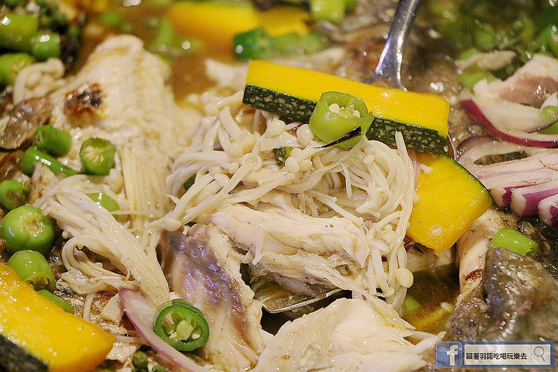 中國大陸人氣烤魚登台探魚台中公益店129