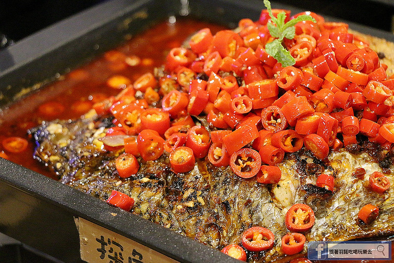 中國大陸人氣烤魚登台探魚台中公益店142
