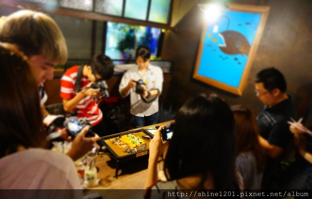 台中麻辣美食 探魚.像在小酒館裡品重慶川菜.溫和嗜辣推薦