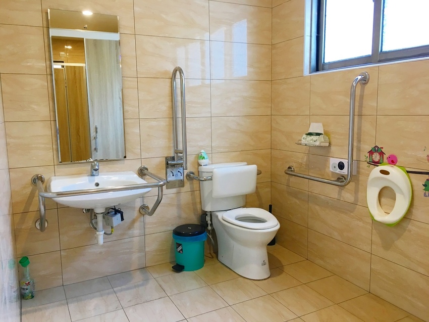 IMG_0405.JPG IMG_0405.JPG