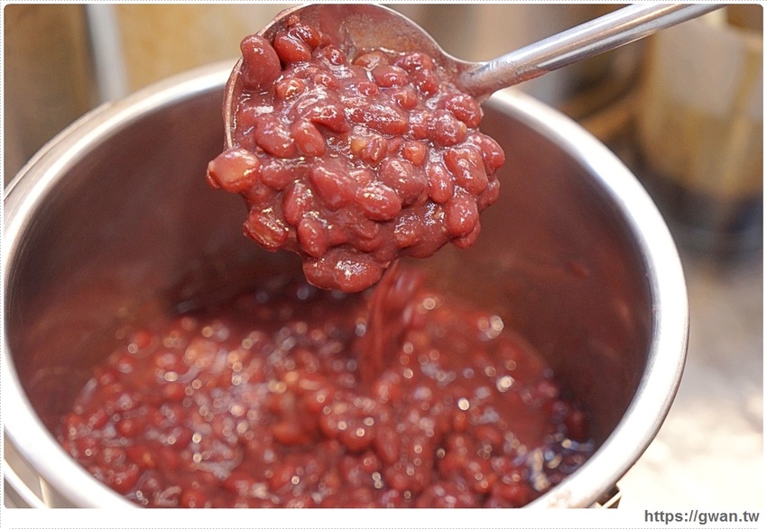 台南獨家限量草莓黑蛋奶!!冬季限定~新鮮草莓每顆只要1元喔!!