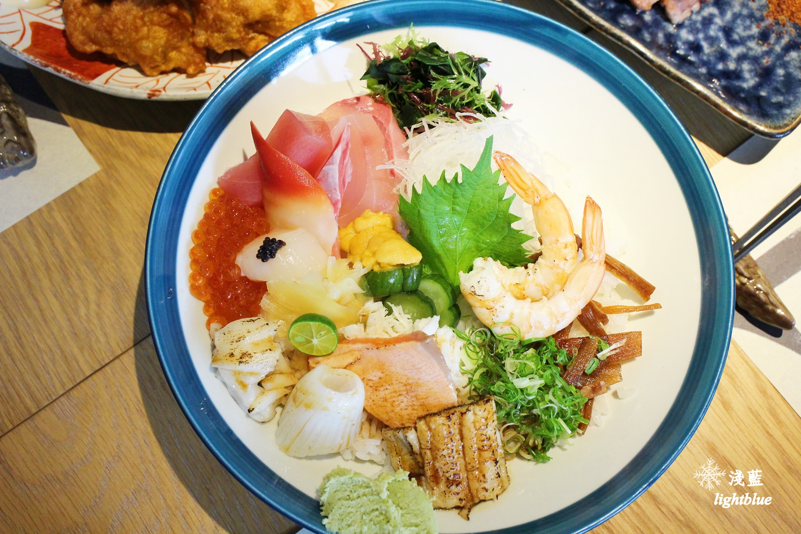 台中美食：Kama-釜かま日式丼飯專門店～裝潢超氣派又日式的丼飯