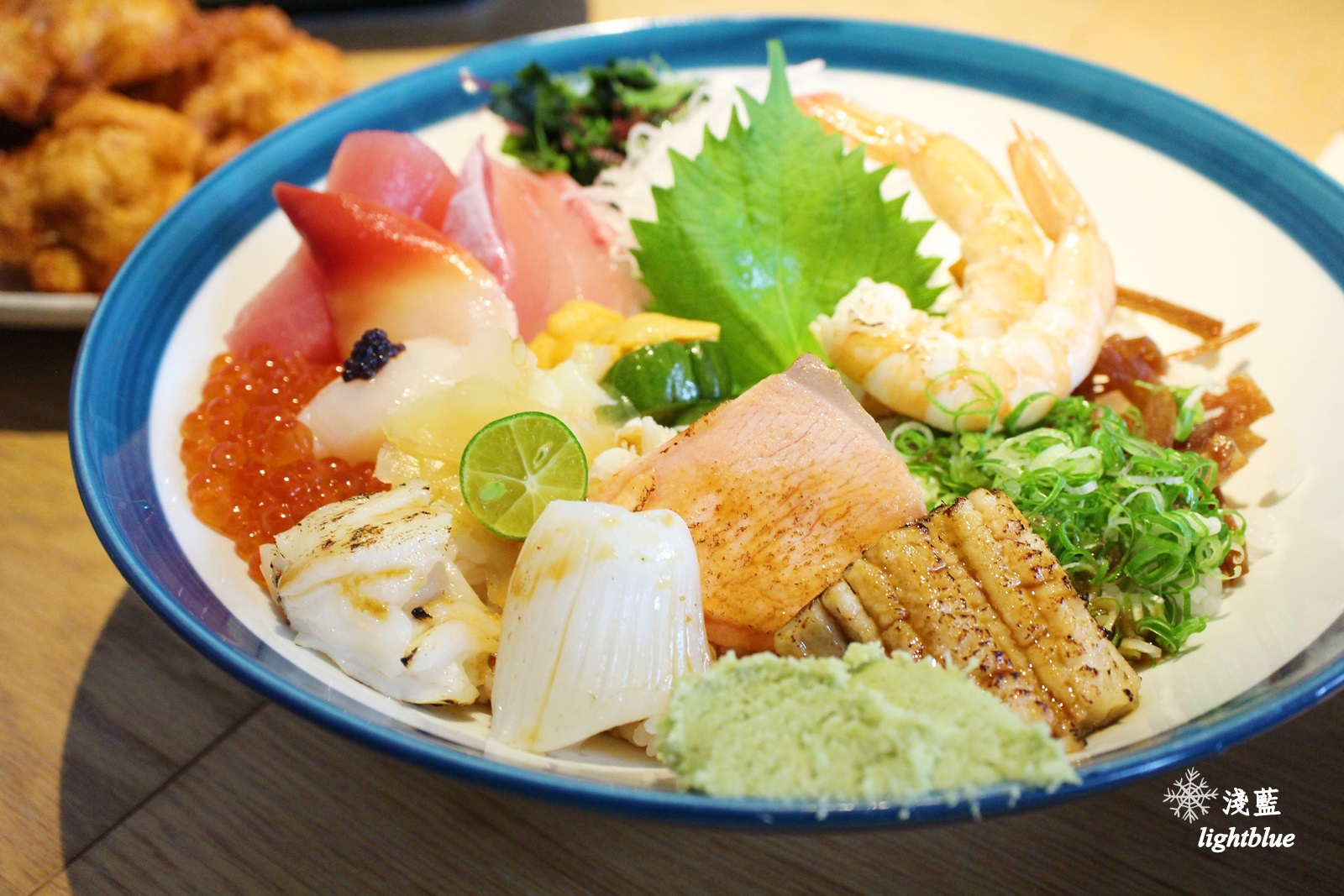 台中美食：Kama-釜かま日式丼飯專門店～裝潢超氣派又日式的丼飯