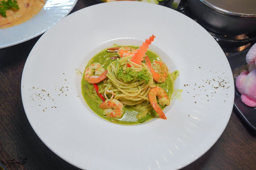 嘉義火鍋推薦，義秷饌萌系鍋物》嘉義義大利麵.鍋物，自助飲料冰品任你暢飲暢食！ @緹雅瑪 美食旅遊趣