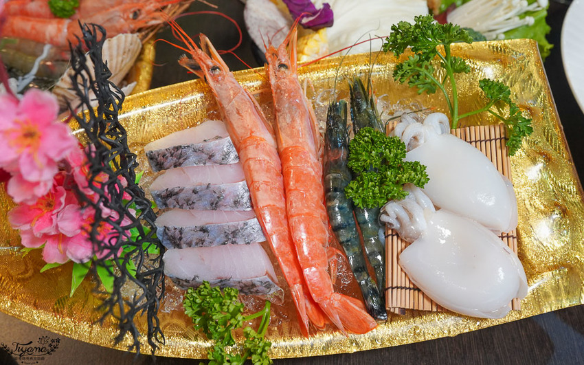 嘉義火鍋推薦，義秷饌萌系鍋物》嘉義義大利麵.鍋物，自助飲料冰品任你暢飲暢食！ @緹雅瑪 美食旅遊趣