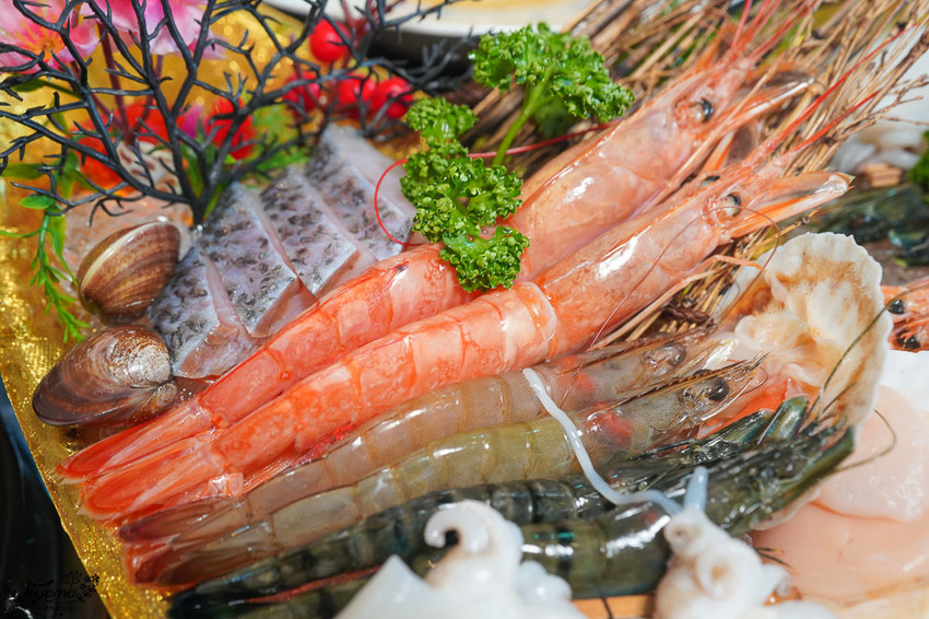 嘉義火鍋推薦，義秷饌萌系鍋物》嘉義義大利麵.鍋物，自助飲料冰品任你暢飲暢食！ @緹雅瑪 美食旅遊趣