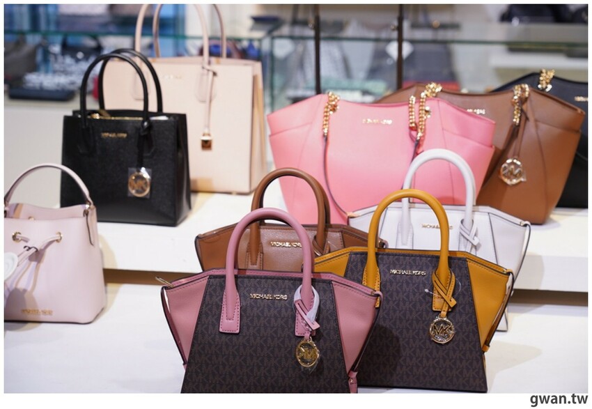 台中NG名牌包特賣又來啦！開賣首日振興券200換名牌包福箱，錯過再等一年～