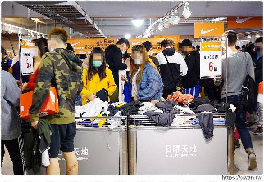 全台獨家NIKE展示鞋清倉會在台中，消費滿200還有星巴克買一送一！