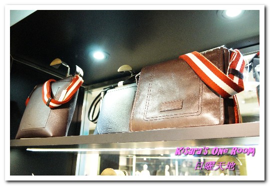 日曜天地:台中Outlet/一中購物.名牌配件包包的天堂──日曜天地