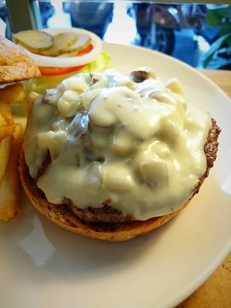 19029719_1531627896868894_2680063487891624545_n