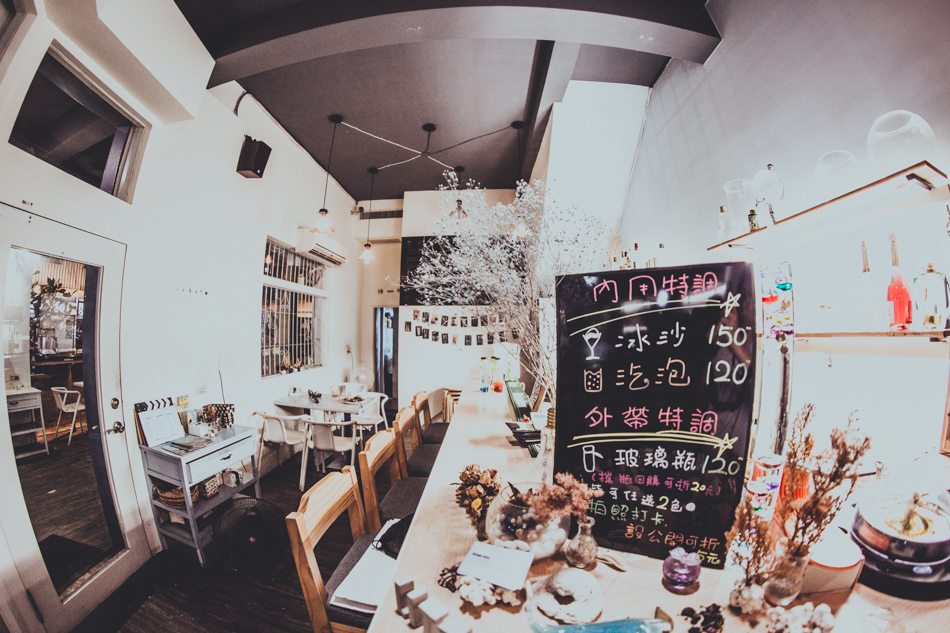 小艾莎餐桌 小艾莎餐桌