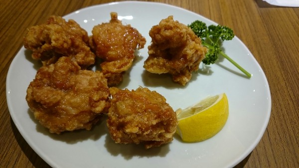 MAiSEN邁泉豬排(高雄巨蛋店)：高雄漢神巨蛋~MAiSEN邁泉豬排~日本最暢銷的三明治~超嫩的豬肉~堅守三味一體的美味~