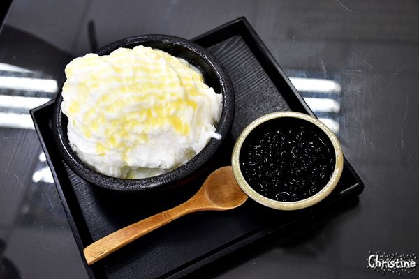 【新北。美食】 新莊 / 鮮果王，果汁冰品，芒果王子雪花冰，各式種類雪花冰，現打果汁，料多實在，炎炎夏日來沁涼一下吧