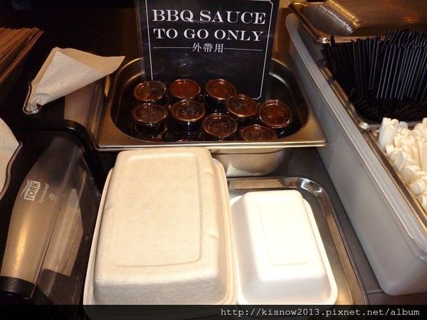 麥迪昆15-外帶盒.JPG