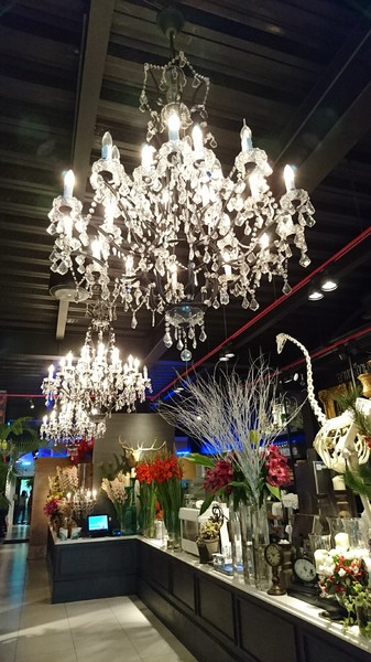 WOO Taiwan：高雄~WOO Taiwan 泰式料理~泰國清邁道地美食~華麗森林系餐廳~聚餐約會的好地點~