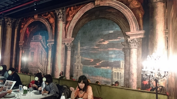 WOO Taiwan：高雄~WOO Taiwan 泰式料理~泰國清邁道地美食~華麗森林系餐廳~聚餐約會的好地點~