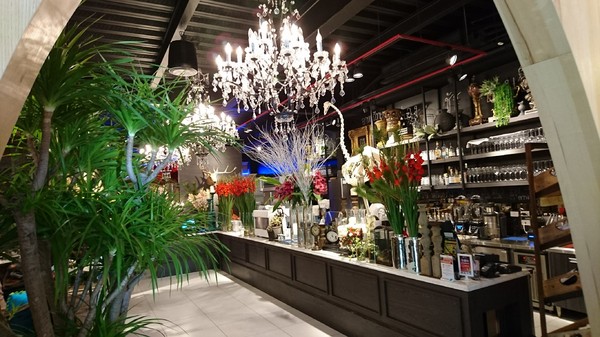 WOO Taiwan：高雄~WOO Taiwan 泰式料理~泰國清邁道地美食~華麗森林系餐廳~聚餐約會的好地點~