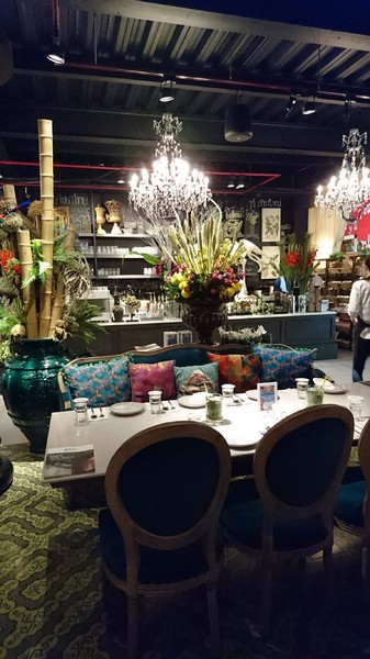 WOO Taiwan：高雄~WOO Taiwan 泰式料理~泰國清邁道地美食~華麗森林系餐廳~聚餐約會的好地點~