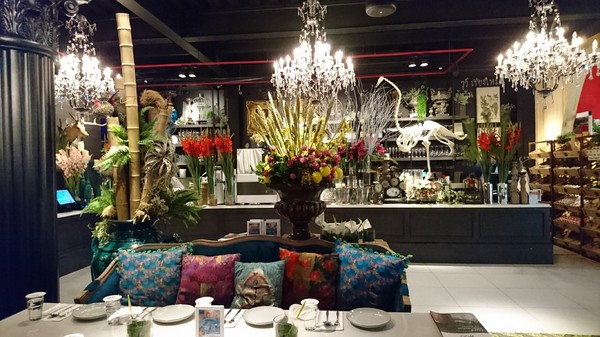 WOO Taiwan：高雄~WOO Taiwan 泰式料理~泰國清邁道地美食~華麗森林系餐廳~聚餐約會的好地點~