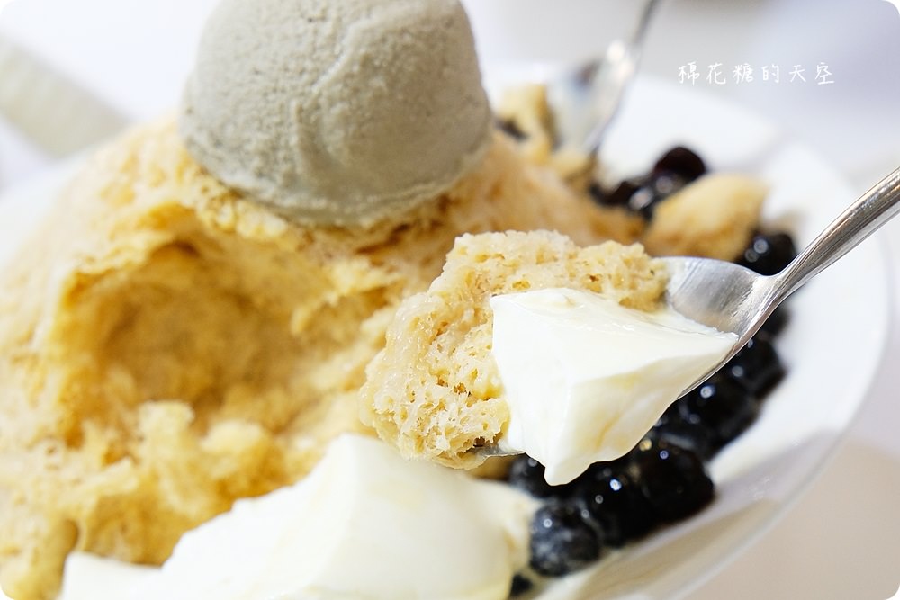 夏天不止芒果冰，今年最夯“奶雞冰”-台灣第一荔枝雪花冰就在草悟道愛吃摩爾