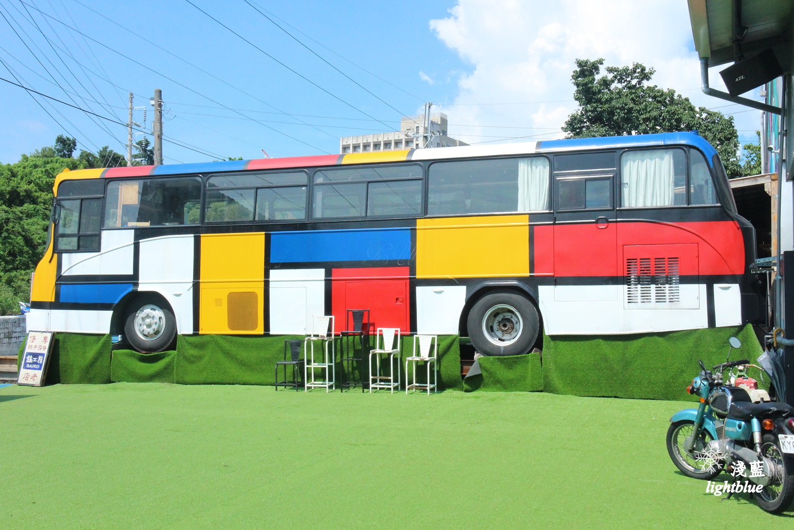 台中景點：淺藍 × 沙鹿夢想街～台中新景點，拍不停的夢幻籃球牆