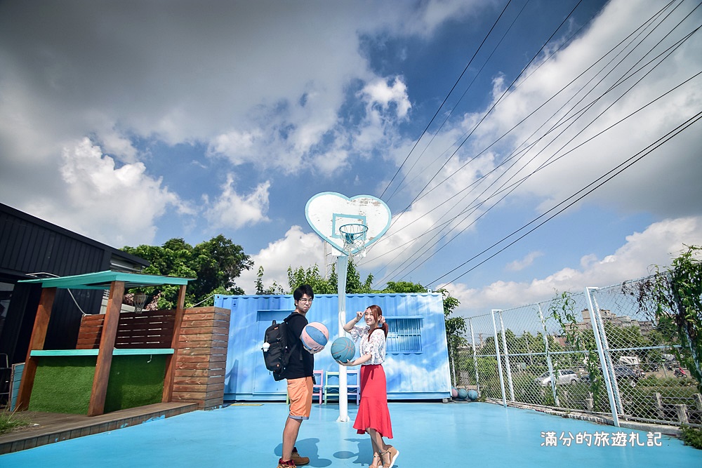 台中沙鹿景點》 龍山路夢想街 2017美拍勝地 無料創意彩繪牆 情侶約會景點 - 滿分的旅遊札記