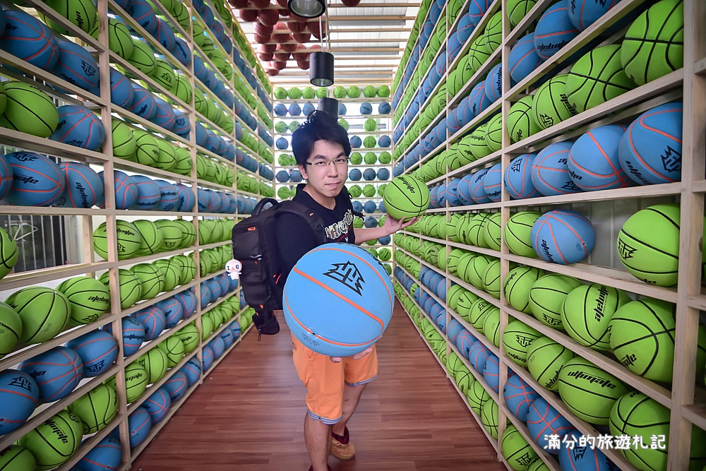 台中沙鹿景點》 龍山路夢想街 2017美拍勝地 無料創意彩繪牆 情侶約會景點 - 滿分的旅遊札記