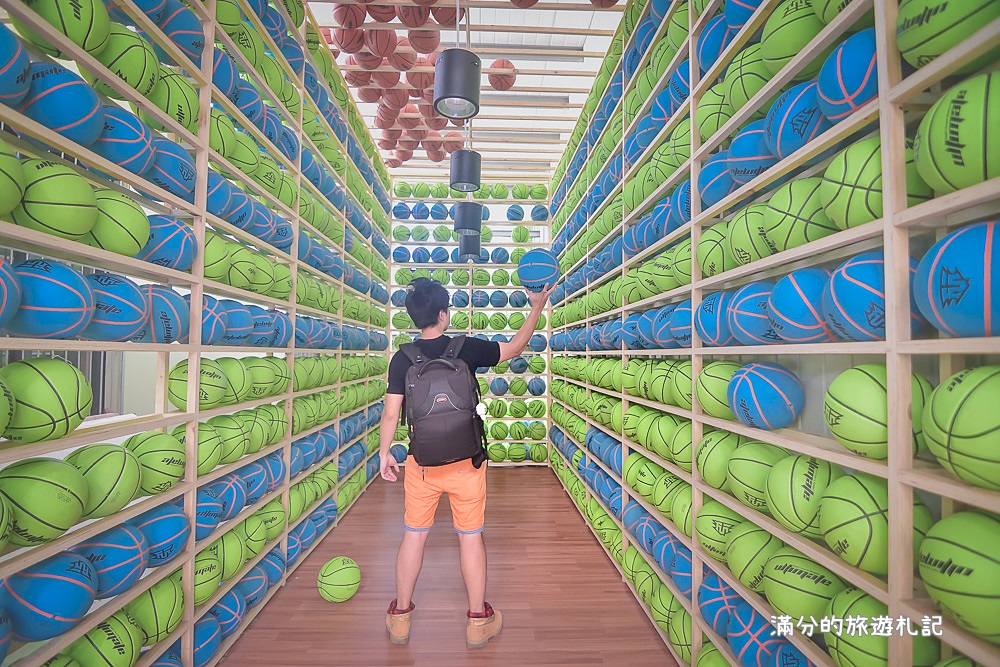 台中沙鹿景點》 龍山路夢想街 2017美拍勝地 無料創意彩繪牆 情侶約會景點 - 滿分的旅遊札記