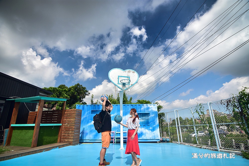 台中沙鹿景點》 龍山路夢想街 2017美拍勝地 無料創意彩繪牆 情侶約會景點 - 滿分的旅遊札記