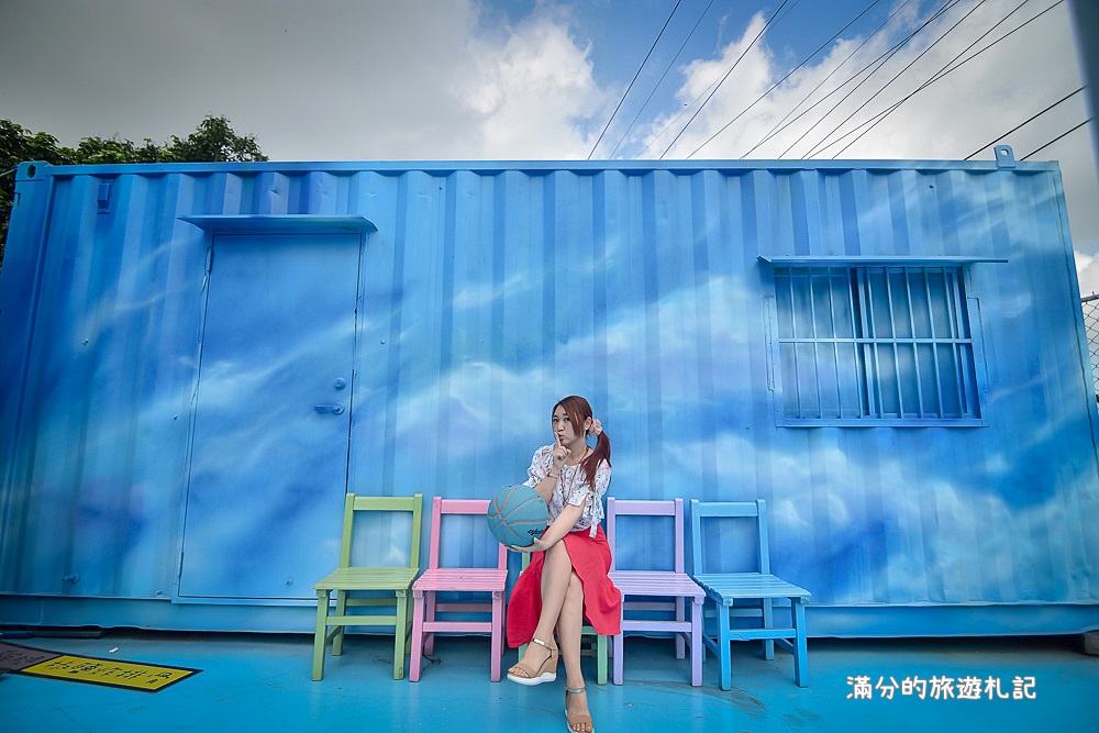 台中沙鹿景點》 龍山路夢想街 2017美拍勝地 無料創意彩繪牆 情侶約會景點 - 滿分的旅遊札記